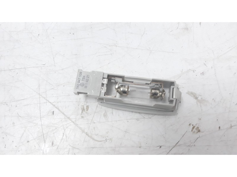 Recambio de luz interior para volkswagen polo 1.0 tsi referencia OEM IAM 1K947109  