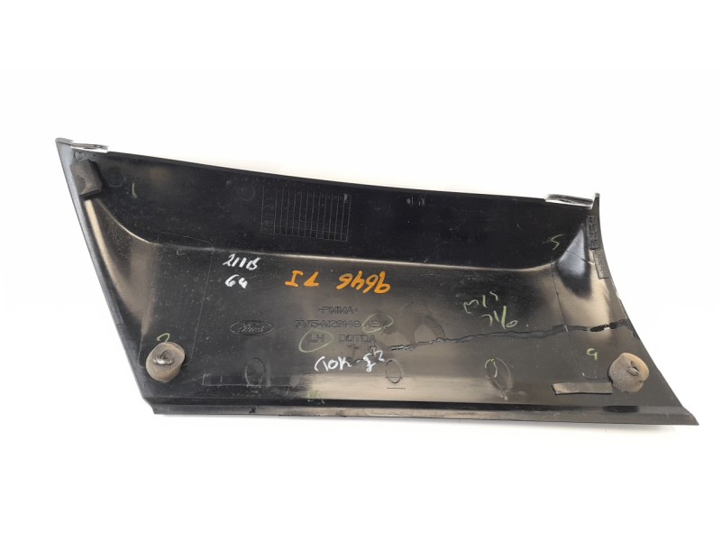 Recambio de molduras traseras para ford ecosport (cr6) titanium referencia OEM IAM GN15N29149AFW  