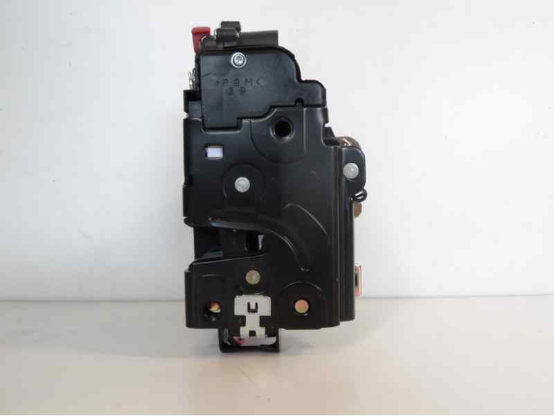 Recambio de cerradura puerta delantera derecha para volkswagen jetta (1k2) referencia OEM IAM 3D1837016A CRDVW1006 EZCVW010