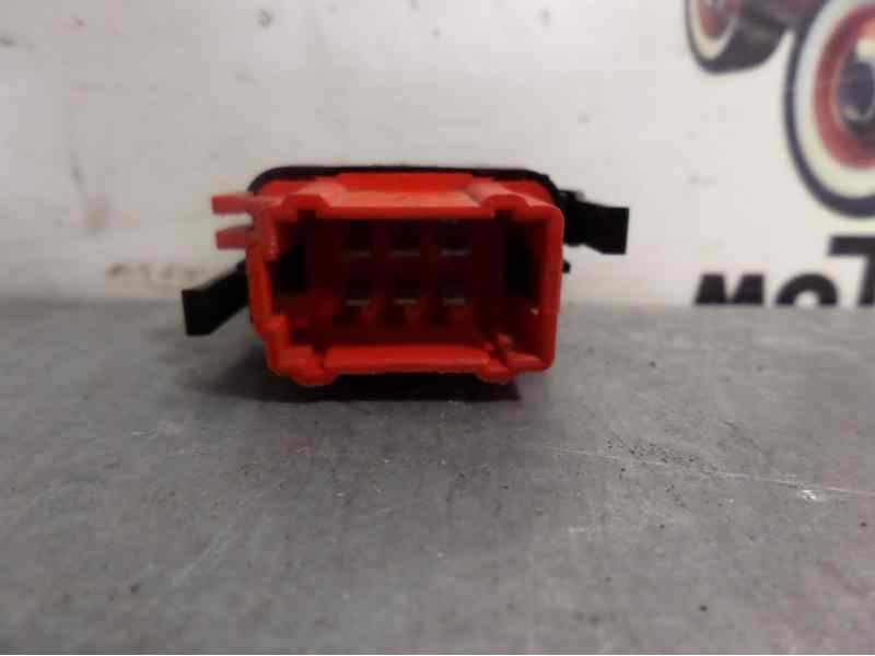 Recambio de mando multifuncion para renault clio ii fase ii (b/cb0) expression referencia OEM IAM   