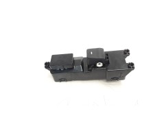 Recambio de mando elevalunas trasero derecho para hyundai tucson 1.7 crdi cat referencia OEM IAM 93580D3131  