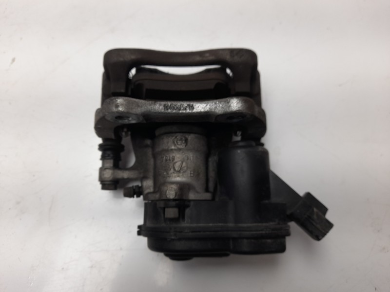 Recambio de pinza de freno trasera derecha para renault megane iv berlina 5p 1.5 dci diesel fap energy referencia OEM IAM 440024