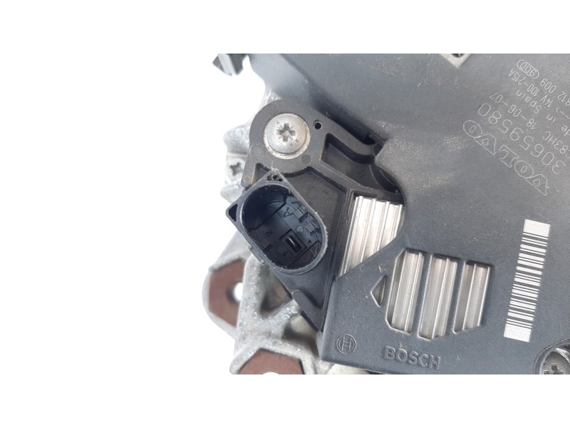 Recambio de alternador para volvo v60 familiar 2.0 diesel cat referencia OEM IAM 30659580 ALF001501 