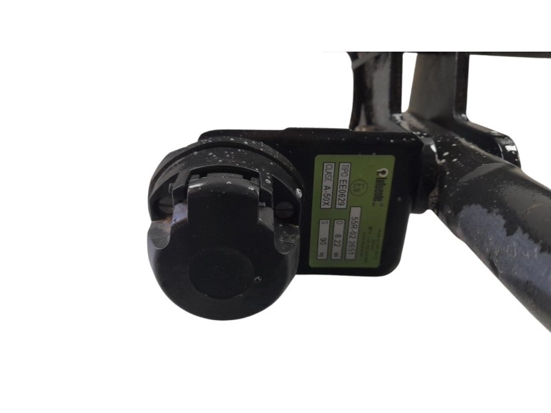 Recambio de enganche remolque para dacia jogger comfort referencia OEM IAM EE0629  