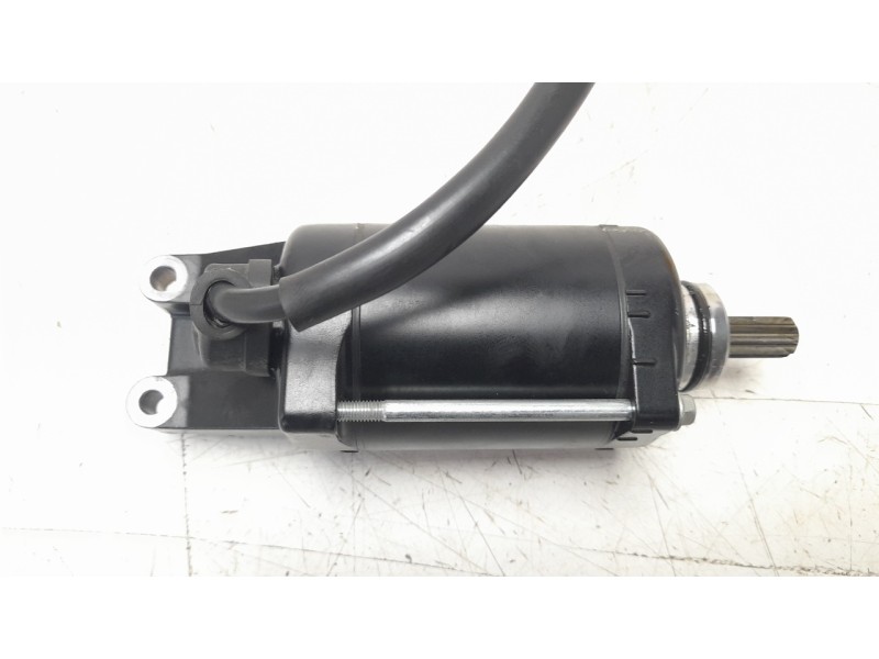 Recambio de motor arranque para honda cb 650r referencia OEM IAM 31200MJEDB1  