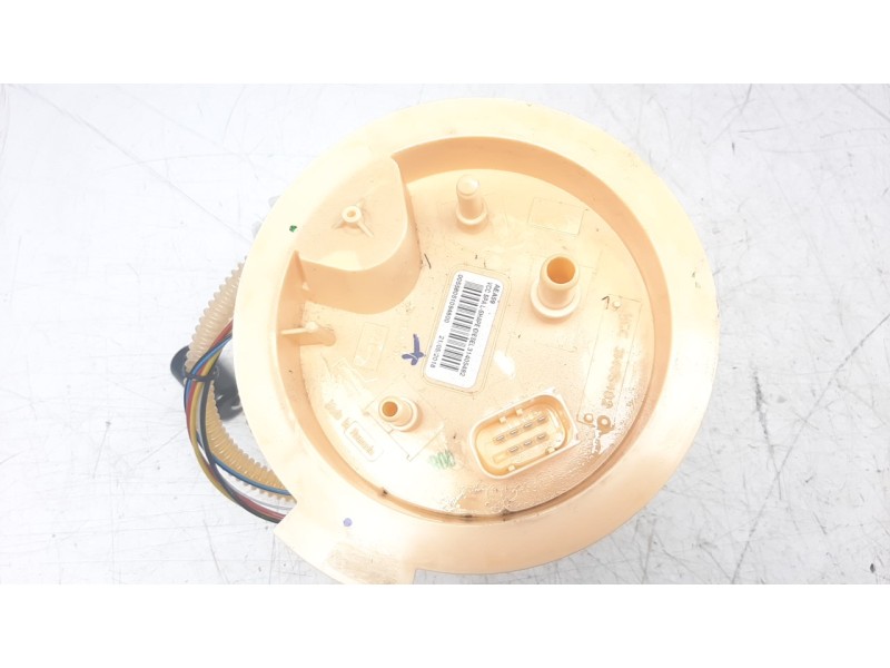 Recambio de bomba combustible para volvo v60 familiar 2.0 diesel cat referencia OEM IAM 31405482  