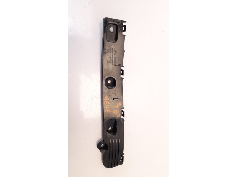 Recambio de molduras traseras para ford ecosport (cr6) titanium referencia OEM IAM GN1517A881AA  