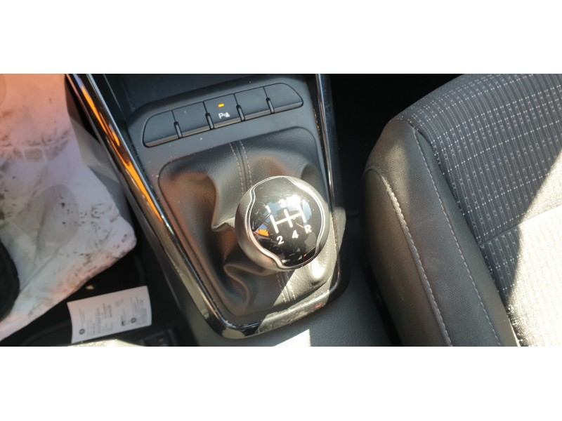 Recambio de pomo palanca cambio para kia stonic (ybcuv) 1.2 cat referencia OEM IAM 43711D9100  