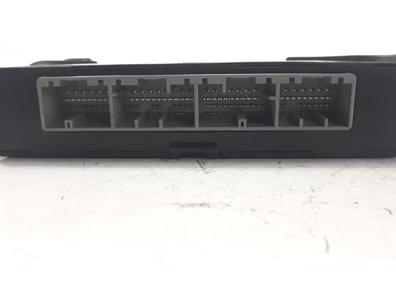 Recambio de modulo electronico para toyota yaris referencia OEM IAM 899810D140  