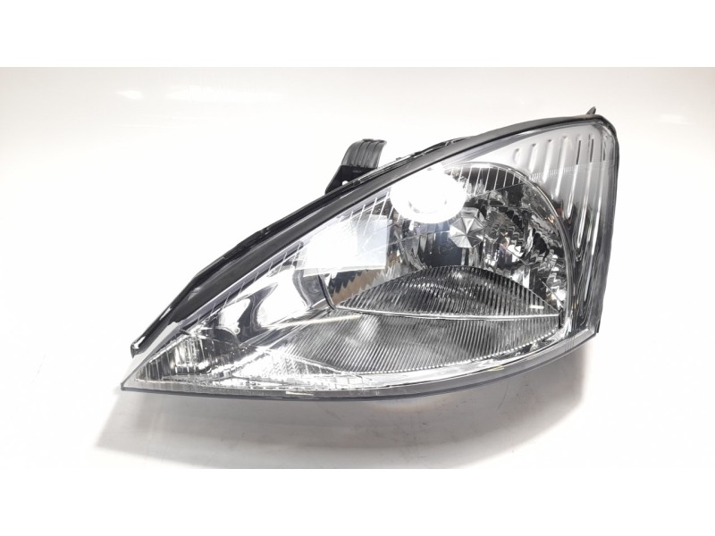 Recambio de faro izquierdo para ford focus berlina (cak) referencia OEM IAM 1084889 10110261002 FD4204804