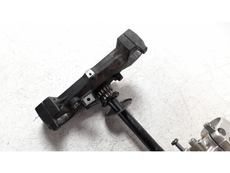 Recambio de tija para bmw f 800 r 800 r referencia OEM IAM 31427724538  