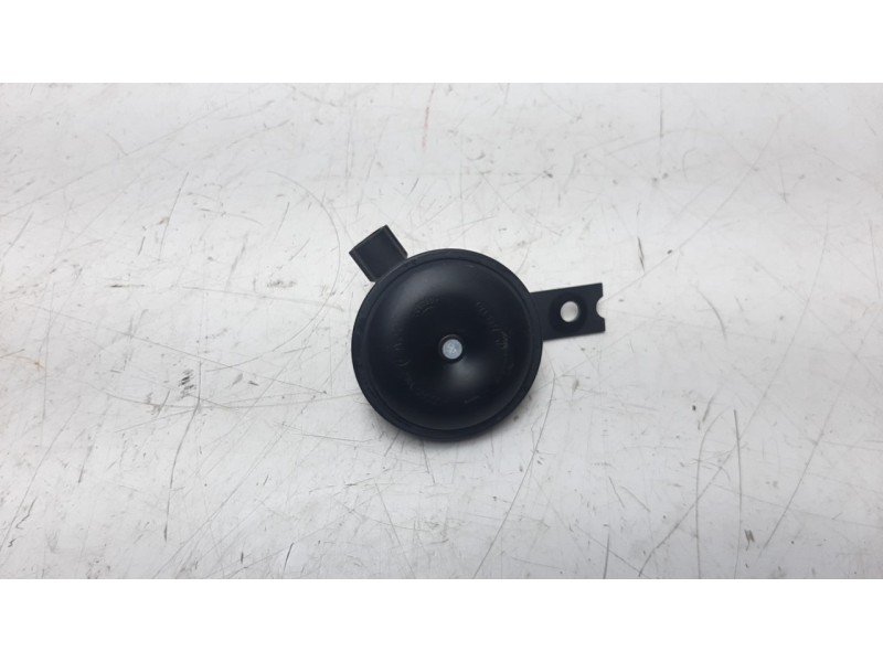 Recambio de claxon para kia rio 1.2 cat referencia OEM IAM 966301W000  