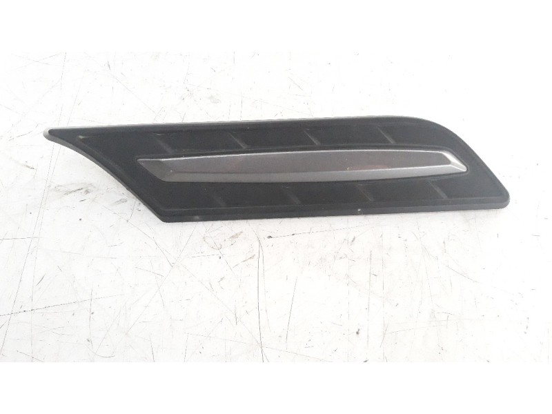 Recambio de moldura para suzuki vitara 1.6 ddis turbodiesel cat referencia OEM IAM 7262154POL  