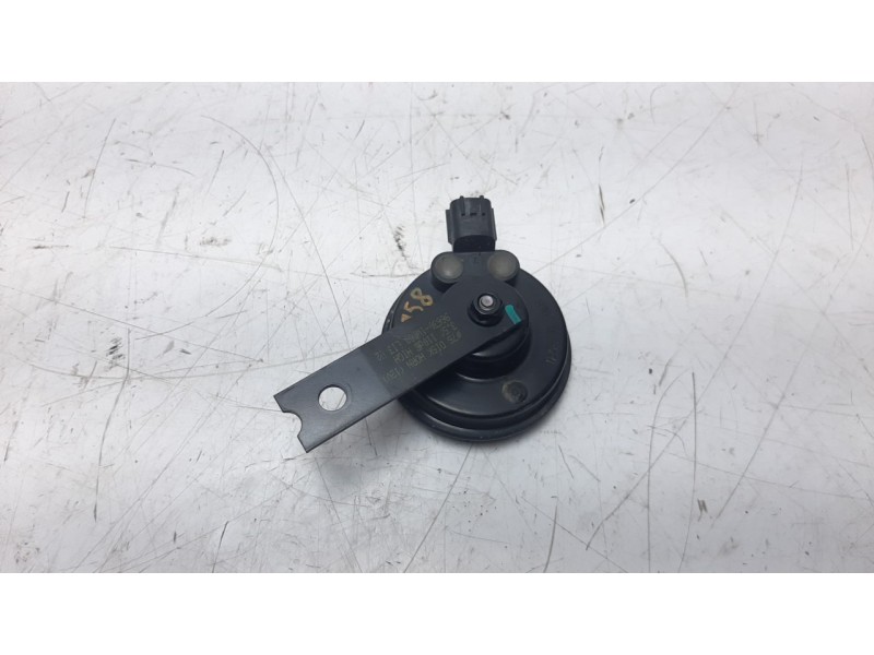 Recambio de claxon para kia rio 1.2 cat referencia OEM IAM 966301W000  