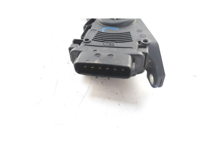 Recambio de potenciometro pedal para suzuki vitara 1.6 ddis turbodiesel cat referencia OEM IAM 4940068L51  