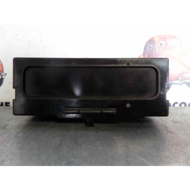Recambio de pantalla multifuncion para renault megane ii classic berlina confort dynamique referencia OEM IAM 8200107839 2167683
