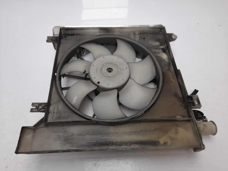 Recambio de electroventilador para toyota aygo (kgb/wnb) 1.0 cat referencia OEM IAM 163600Q020 47357 