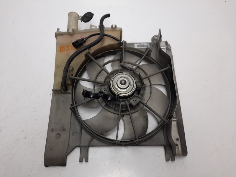 Recambio de electroventilador para toyota aygo (kgb/wnb) 1.0 cat referencia OEM IAM 163600Q020 47357 