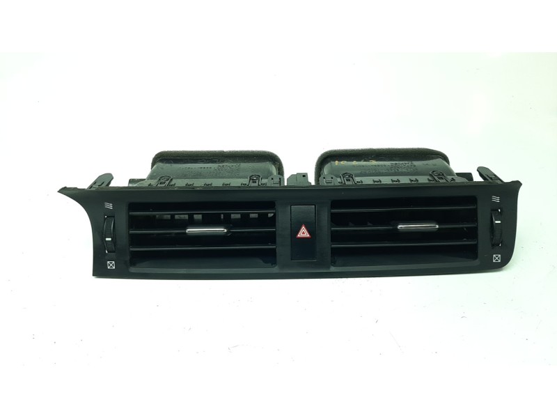 Recambio de rejilla aireadora para lexus ct 1.8 16v cat (híbrido) referencia OEM IAM 5567076010  