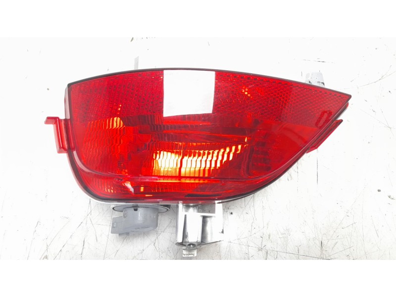 Recambio de faro antiniebla trasero izquierdo para dacia sandero stepway referencia OEM IAM 265854470R 103F08570381 DA2284364