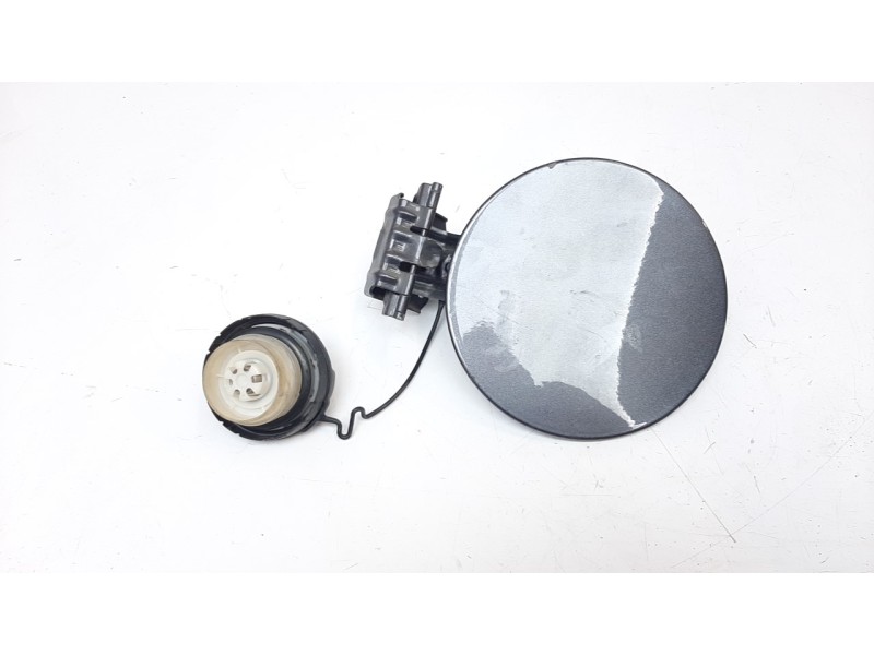 Recambio de tapa exterior combustible para toyota yaris referencia OEM IAM 773500D080  