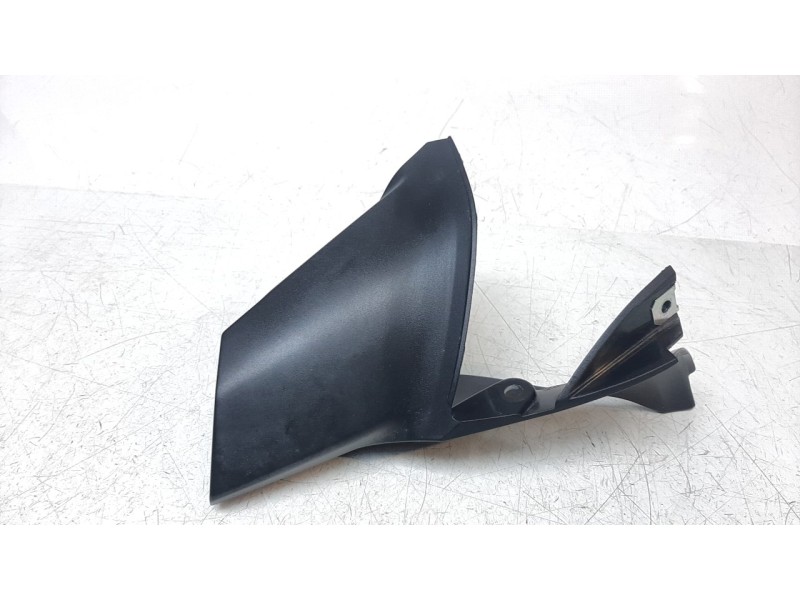 Recambio de moldura para bmw r 1200 r r 1200 r referencia OEM IAM 46638534270  