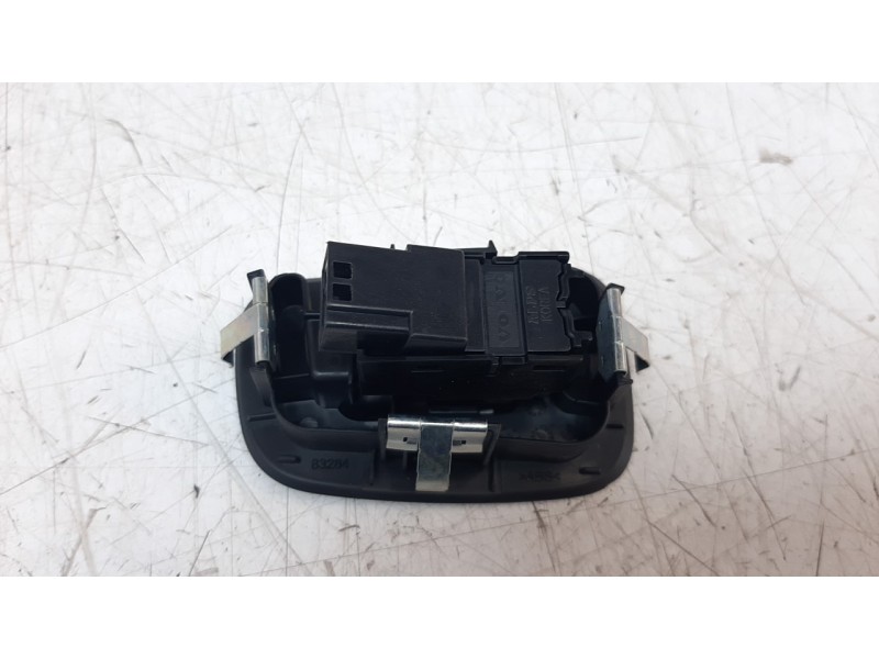 Recambio de mando elevalunas trasero izquierdo para volvo v60 familiar 2.0 diesel cat referencia OEM IAM 31433408  