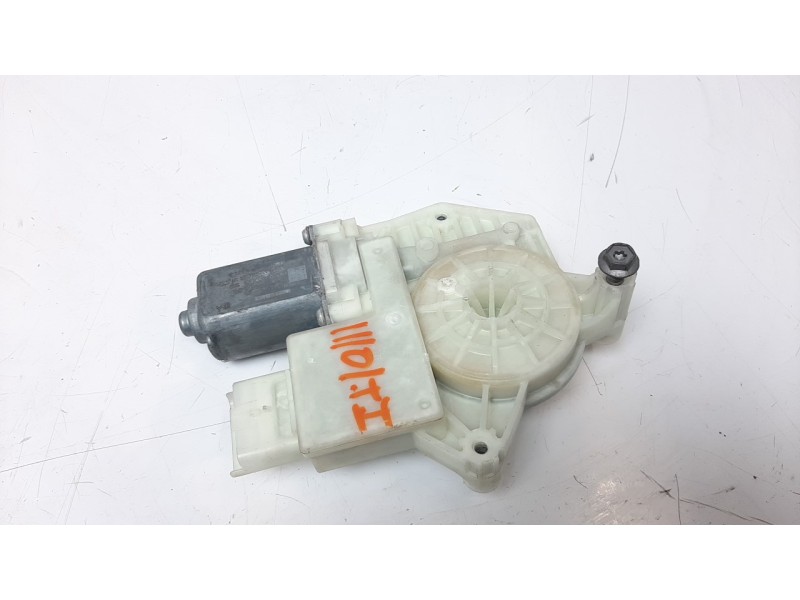 Recambio de motor elevalunas trasero izquierdo para peugeot 308 1.6 16v referencia OEM IAM 9825710580  