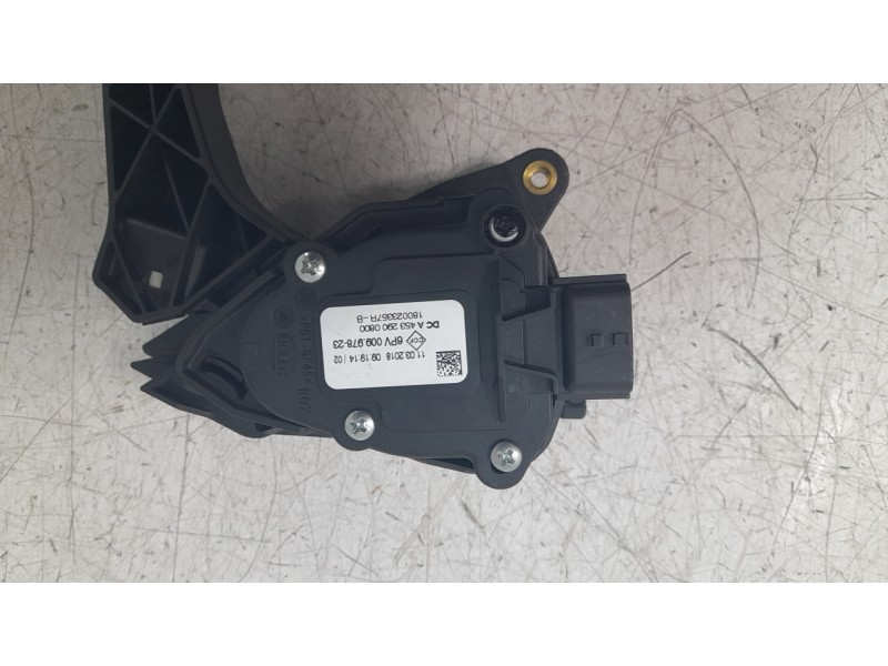 Recambio de potenciometro pedal para smart fortwo coupe referencia OEM IAM A4532900800  