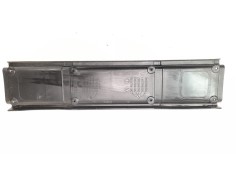 Recambio de moldura para iveco daily furgón 2.3 diesel referencia OEM IAM 5801862038   2