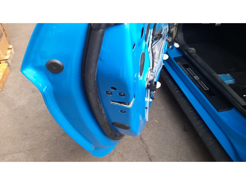 Recambio de cerradura puerta delantera izquierda para ford mustang mach 1 referencia OEM IAM 2067563  