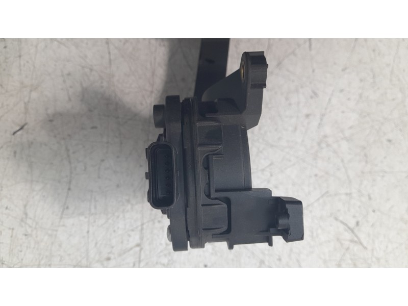 Recambio de potenciometro pedal para smart fortwo coupe referencia OEM IAM A4532900800  