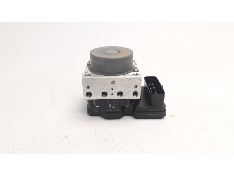 Recambio de abs para toyota corolla (e21) referencia OEM IAM 4451012600  