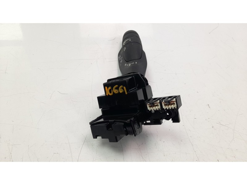 Recambio de mando limpia para volvo v60 familiar 2.0 diesel cat referencia OEM IAM 31674103  