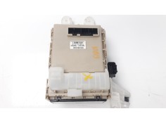 Recambio de caja reles / fusibles para toyota verso 1.6 16v cat referencia OEM IAM 827300F290   2