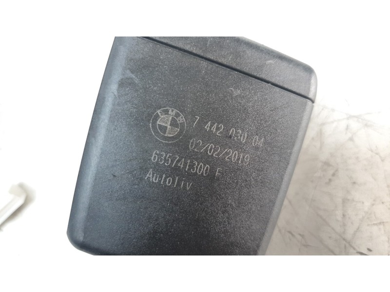 Recambio de enganche cinturon trasero derecho para bmw serie 3 berlina (g20) 2.0 16v turbodiesel referencia OEM IAM 744203004  