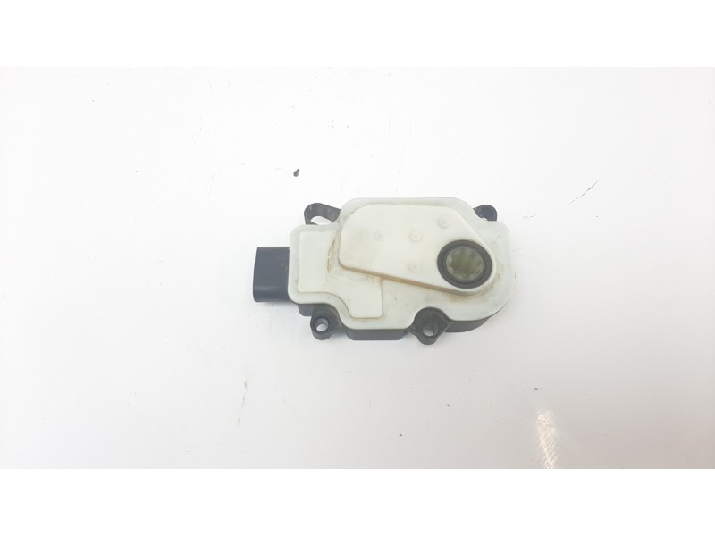 Recambio de motor calefaccion para volvo v60 familiar 2.0 diesel cat referencia OEM IAM A24051103312  