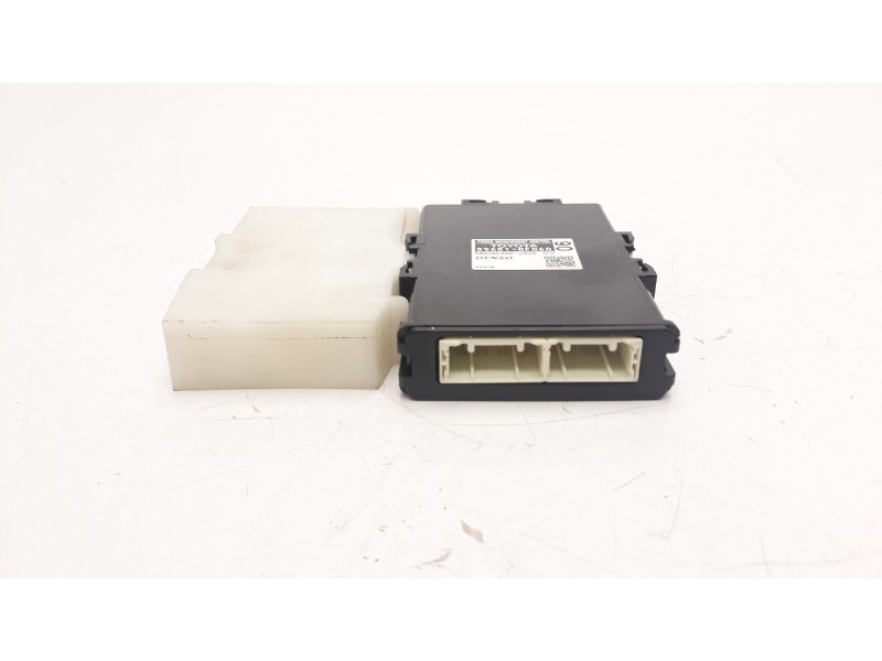 Recambio de modulo electronico para toyota verso 1.6 16v cat referencia OEM IAM 896810F060  