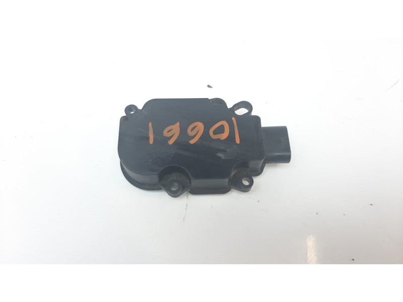 Recambio de motor calefaccion para volvo v60 familiar 2.0 diesel cat referencia OEM IAM A24051103312  