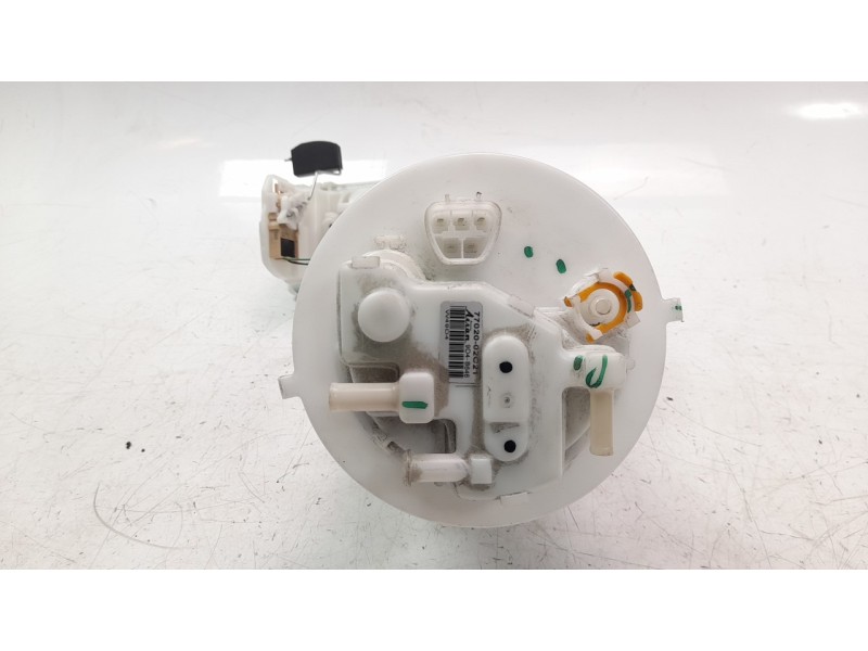 Recambio de bomba combustible para toyota corolla (e21) referencia OEM IAM 7702002C21  