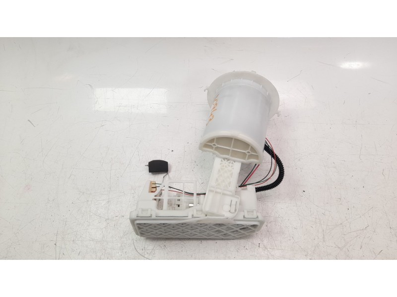 Recambio de bomba combustible para toyota corolla (e21) referencia OEM IAM 7702002C21  