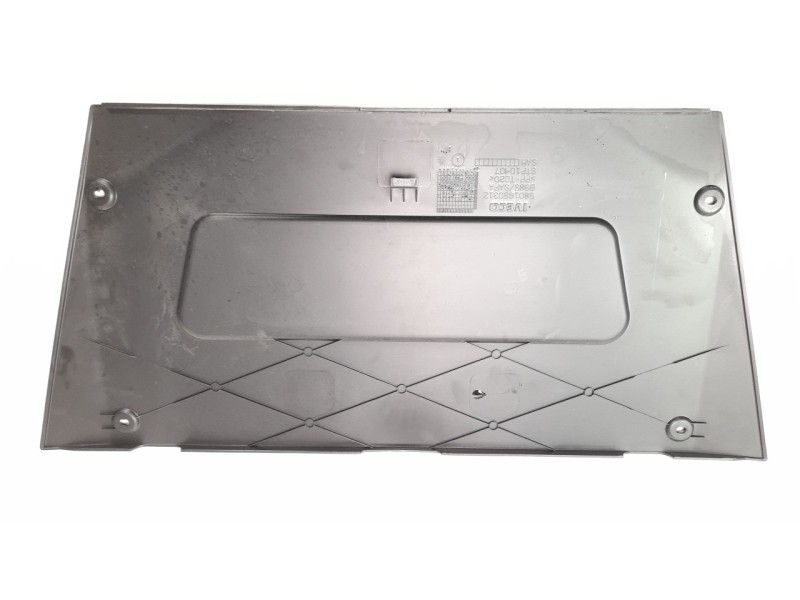 Recambio de moldura para iveco daily furgón 2.3 diesel referencia OEM IAM 5801650312  