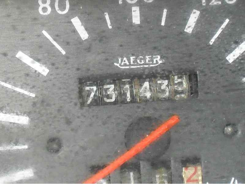 peugeot 205 berlina del año 1983