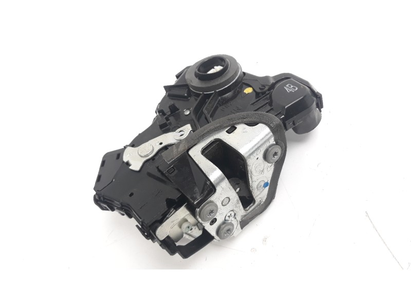 Recambio de cerradura puerta delantera derecha para toyota verso 1.6 16v cat referencia OEM IAM 6903005130 CRDTOY3020 