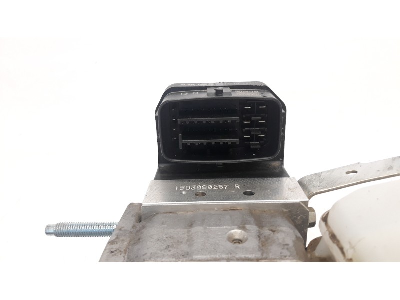 Recambio de bomba freno para toyota corolla (e21) referencia OEM IAM 4721012310 113903126066 