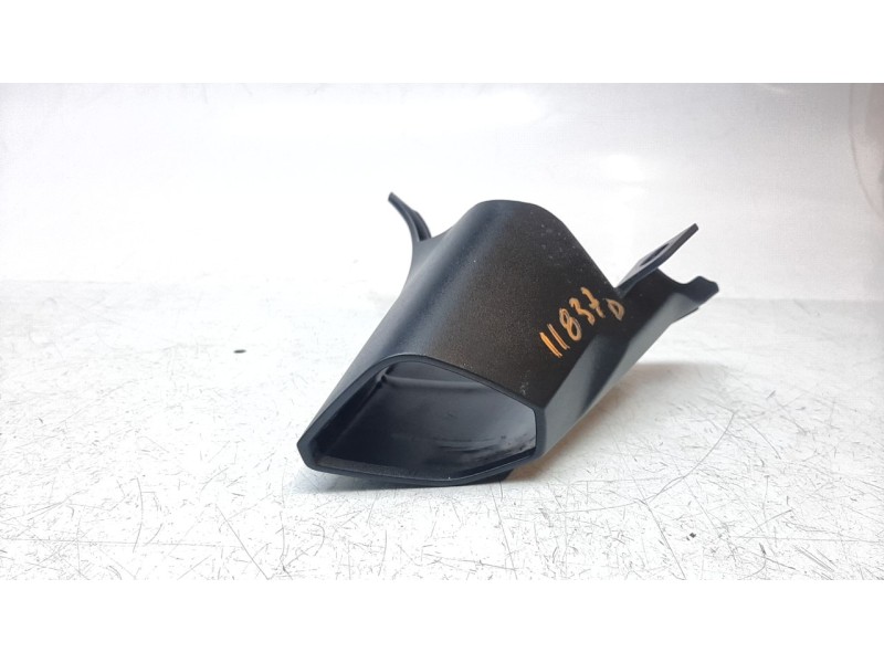 Recambio de moldura para bmw r 1200 r r 1200 r referencia OEM IAM 46638534270  