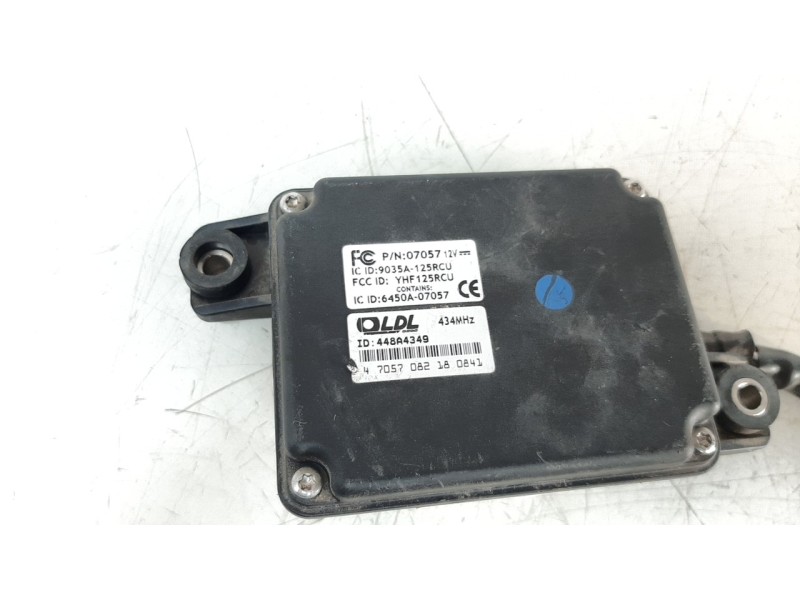 Recambio de conmutador de arranque para triumph tiger 800 tiger 800 xca referencia OEM IAM T2508840  