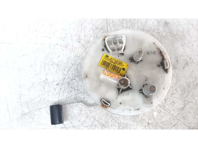 Recambio de bomba combustible para hyundai ix35 1.7 crdi cat referencia OEM IAM 311102Y230  