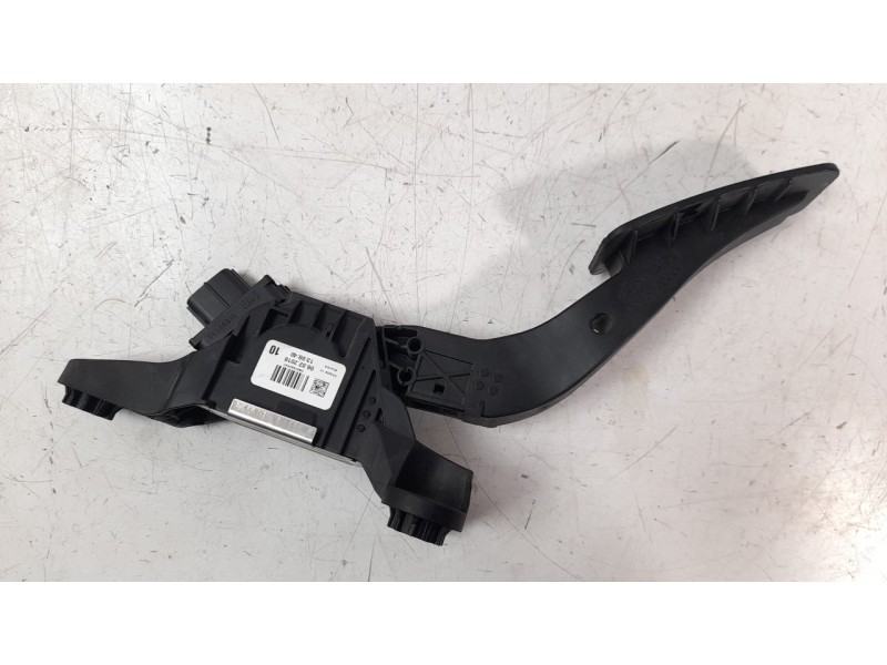 Recambio de potenciometro pedal para kia rio (yb) 1.2 cat referencia OEM IAM CN01482447  