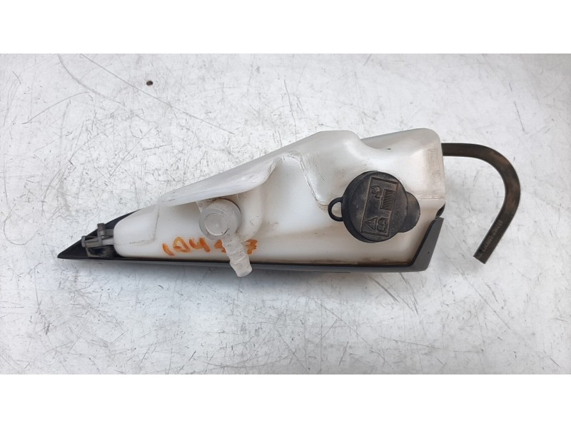 Recambio de deposito expansion para triumph tiger 800 tiger 800 xca referencia OEM IAM T2108888  